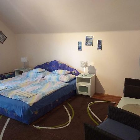 Balaton-Lak Apartmanház Siófok Exteriér fotografie